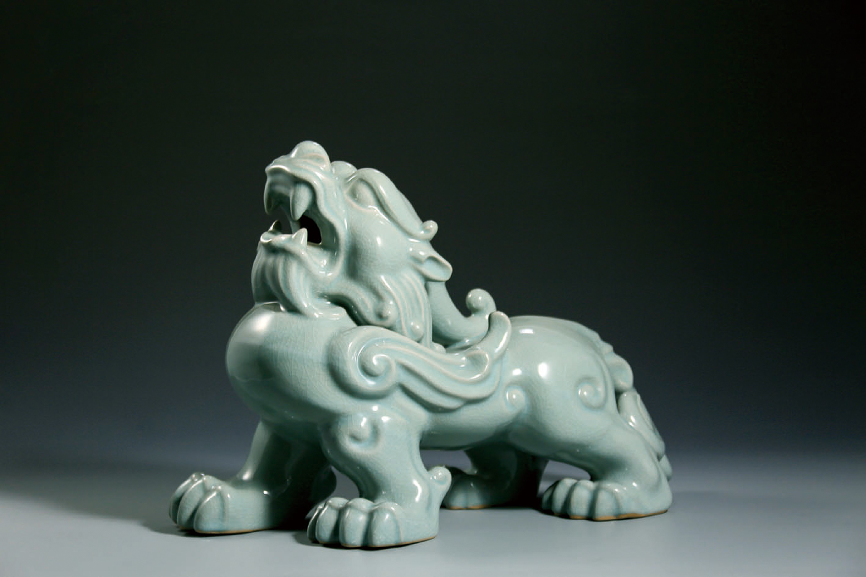 宋向元汝瓷 招财貔貅 吉祥摆件